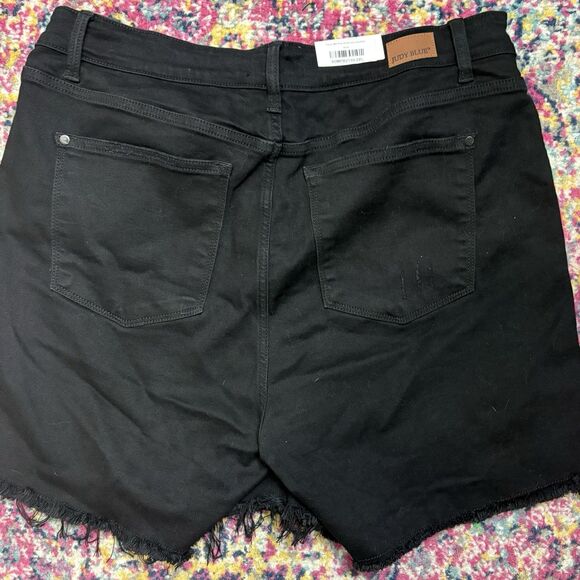 Judy Blue Tonya Frayed Hem Shorts 2XL Black Mid Rise Distressed Stretch Boho - Picture 4 of 7